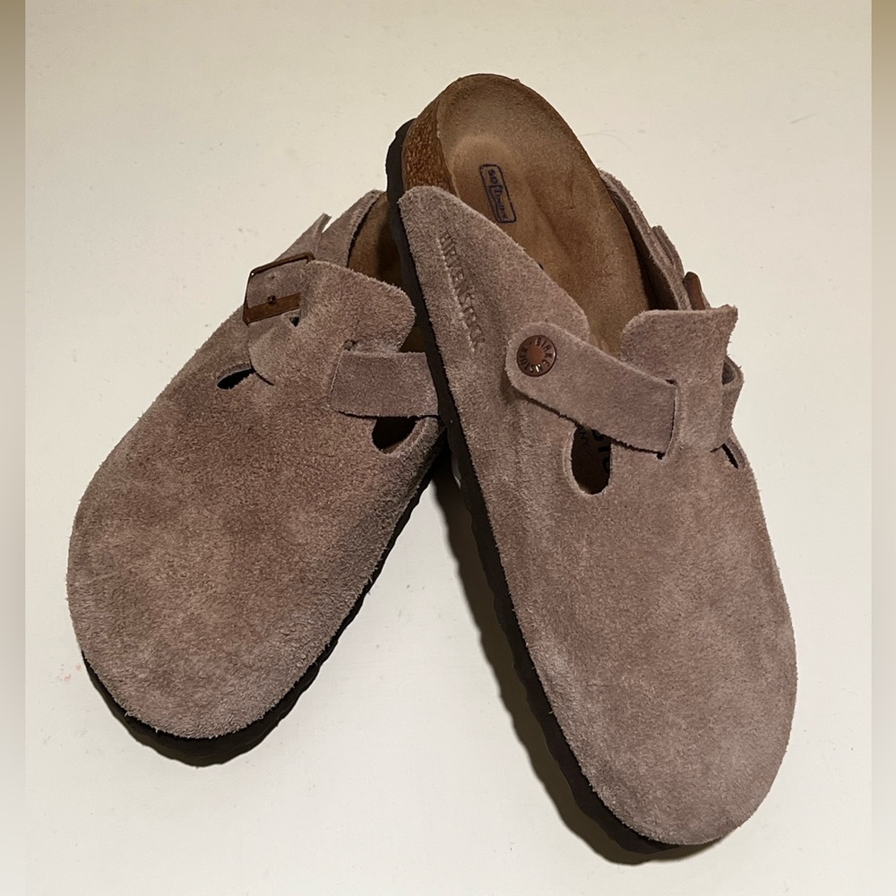 Birkenstock Boston, Taupe, Size 39- **Barely Worn**